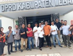 MY. Sutrisna Humas Eksternal PT. SBJ || Perusahaan Bagikan Bingkisan Merupakan Bentuk Kepedulian Pada Masyarakat