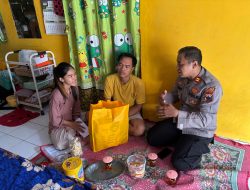 Polri Peduli, Polsek Wiradesa Berikan Bantuan Sosial kepada Balita Pengidap Radang Otak