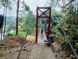 Kepala Desa Sindangwangi, Aup M.: Sosok Pemimpin Bijaksana yang Menginspirasi Pembangunan Desa