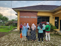 PLT Camat Kecamatan Sobang Lepas 5 Calon Siswa Sekolah Rakyat
