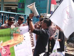 RPM dan PKN Kepung Kantor PLN UP3 Banten Selatan