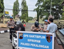 Disiplin dari Hal Kecil, Sipropam Cek Kendaraan Pribadi dan Dinas Anggota Polres Pekalongan