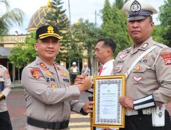 Tiga Personel Polres Lebak Raih Penghargaan atas Dedikasi dan Prestasi Kerja