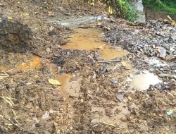 Viral…!!! Diduga Oknum Tambang Ilegal Ditegur Anggota Polsek Cijaku Bukannya Menyadari Malah Mengeluarkan Kata-Kata Yang Tak Pantas Dan Arogan