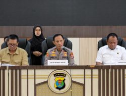 ‎Tindak Lanjuti Insiden Kapal Tongkang Kayu Di Pesisir Barat, Kapolda Lampung Berikan Penjelasan
