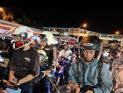‎Tiba Tengah Malam di Bakauheni, 300 Pemudik Motor dari KMP Port Link III Dikawal Ketat Polisi Menuju Bandar Lampung