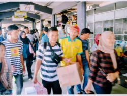 ‎UPDATE INFORMASI Posko Angkutan Lebaran 2026 H-2 Penumpang Mengalami Kenaikan 12,8 Persen