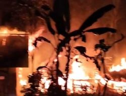 Si Jago Merah Hanguskan Dua Rumah Warga di Desa Sinarjaya, Lima Rumah Terdampak