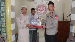 Dukung Program Quick Wins Kapolri, Wakapolres Lebak Laksanakan Sholat Jum’at Keliling di Masjid Baiturahim Sajira